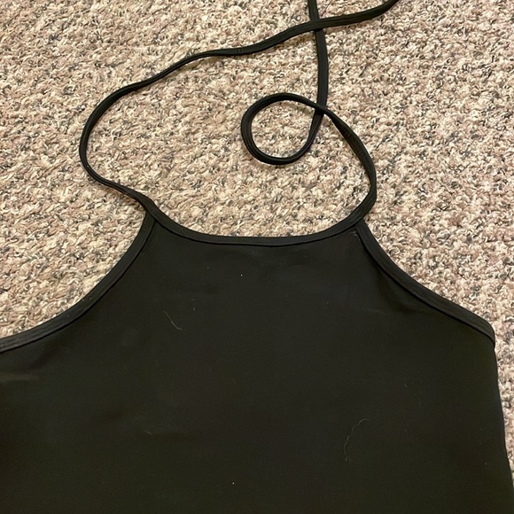 Aritzia Talula Halter Crop Top - Picture 2 of 5